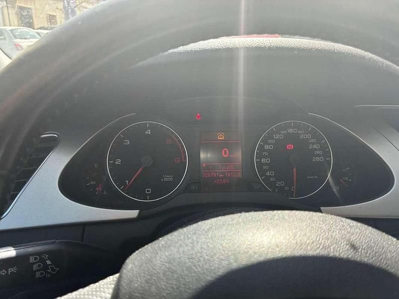 Begagnad Audi A4 120 HK (88 kW) 2009 Silver Kombi