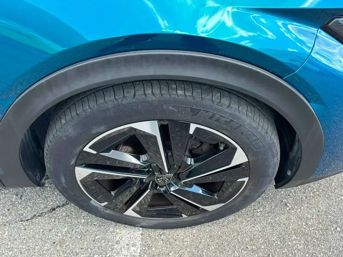 Usata Peugeot 408 Allure 131 CV (96 kW) 2023 Blu/azzurro SUV