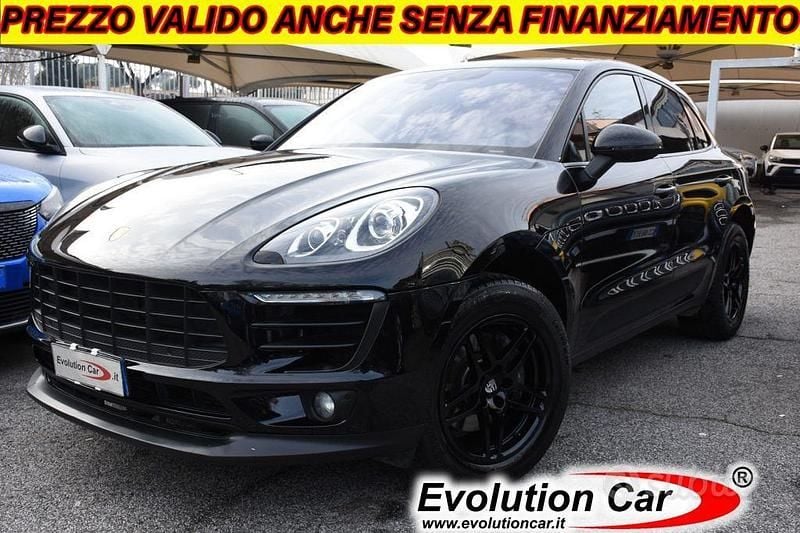 Usata Porsche Macan 265 CV (194 kW) 2018 Nero metallizzato SUV