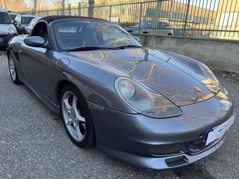 Usata Porsche Boxster 260 CV (191 kW) 2003 Grigio Cabrio