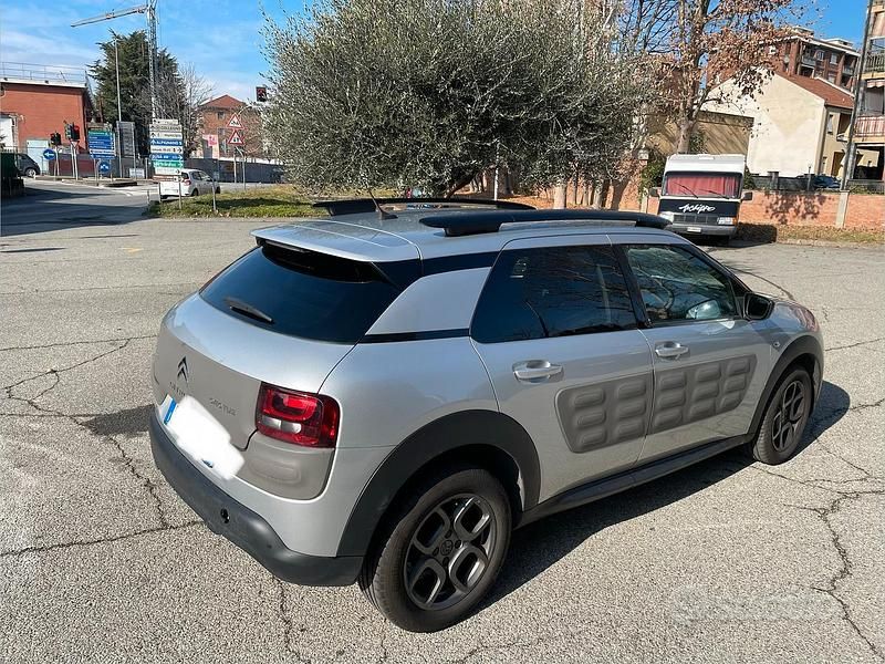 Usata Citroën C4 Cactus 110 CV (80 kW) 2015 Grigio Utilitaria