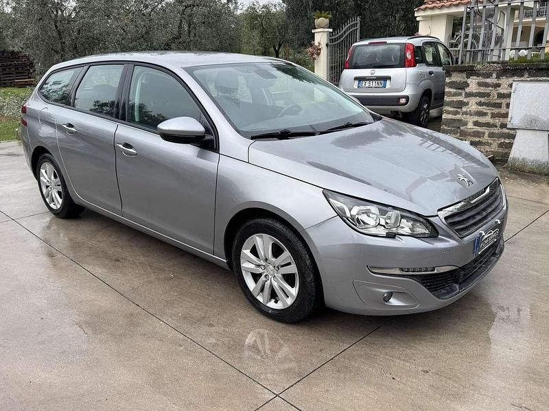 Other Usata 2016 Peugeot 308 SW Active Station wagon | 7500 € (Buon prezzo) - Immagine 1/4