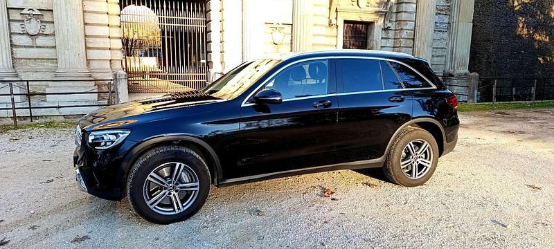 Usata Mercedes GLC300e Executive 194 CV (142 kW) 2021 Nero SUV