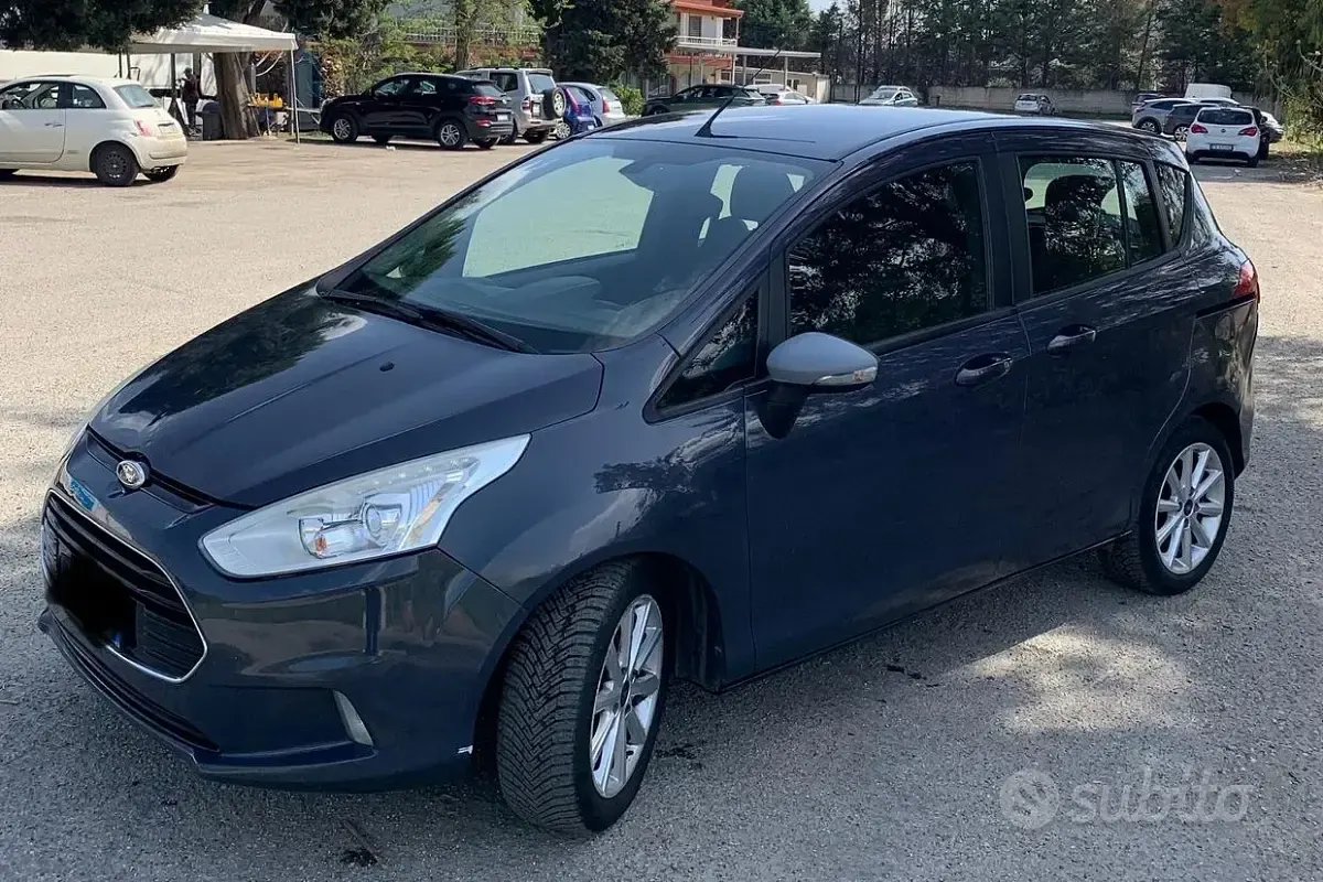 Usata Ford B-MAX Titanium 95 CV (69 kW) 2013 Blu Monovolume