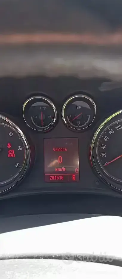 Usata Opel Astra 110 CV (80 kW) 2011 Grigio Berlina