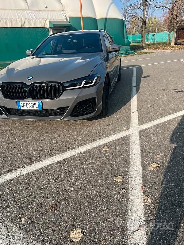 Usata BMW 520 M Sport 190 CV (139 kW) 2021 Grigio Station wagon