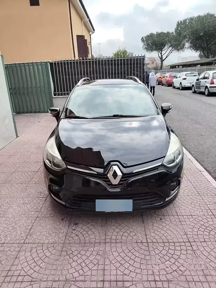 Usata Renault Clio 75 CV (55 kW) 2017 Nero Station wagon