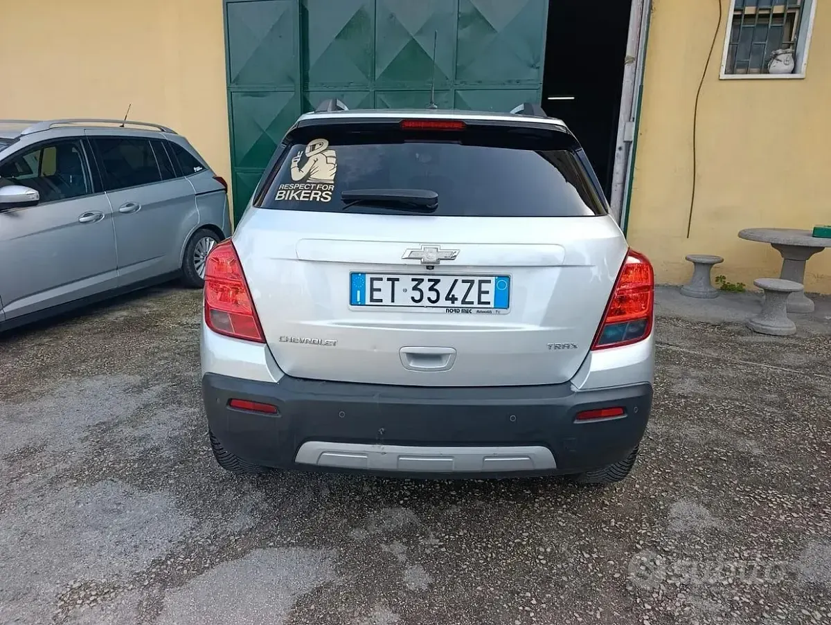 Usata Chevrolet Trax 131 CV (96 kW) 2014 Grigio SUV