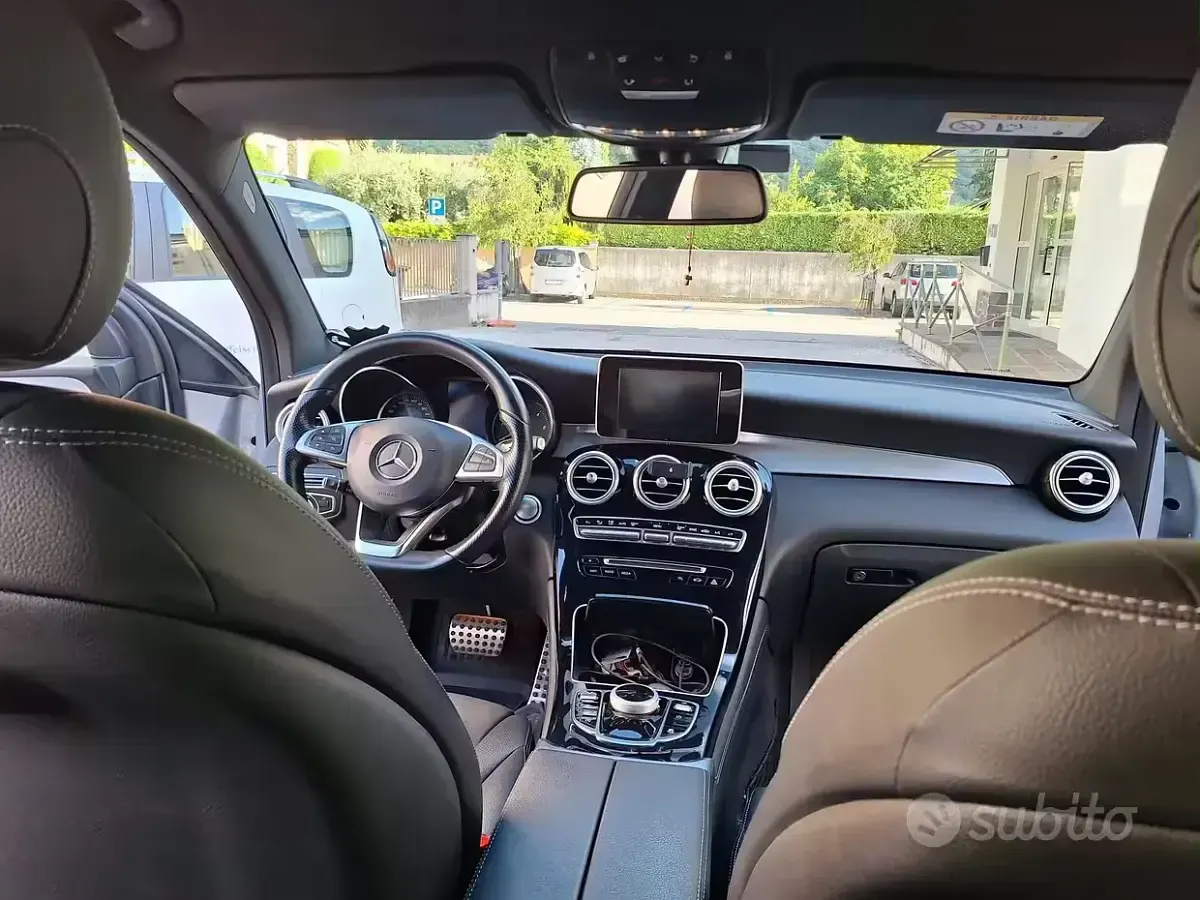 Usata Mercedes GLC220 Premium 170 CV (125 kW) 2018 Grigio SUV