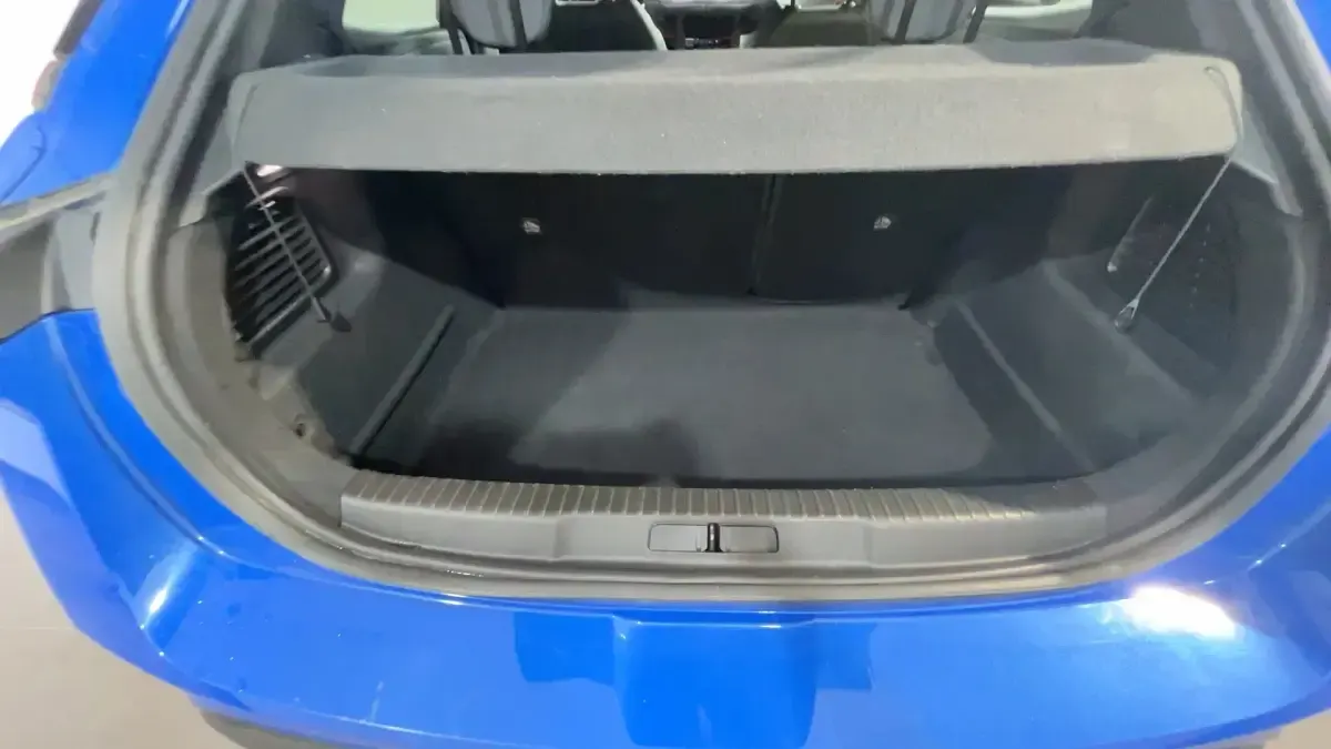 Usata Opel Mokka GS Line 130 CV (95 kW) 2023 Voltaic blue / tetto nero SUV