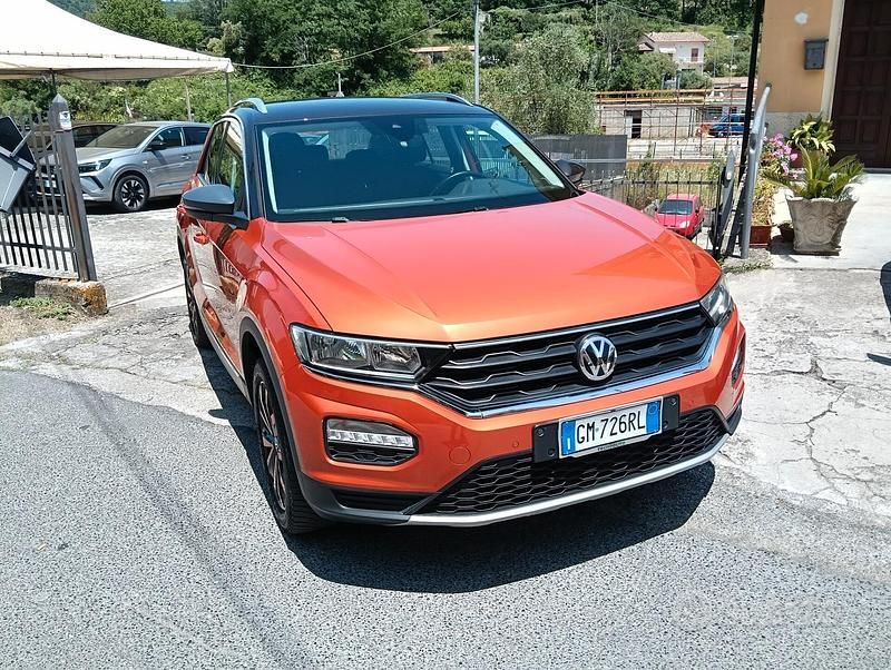 Usata VW T-Roc Advance 150 CV (110 kW) 2019 Arancione SUV