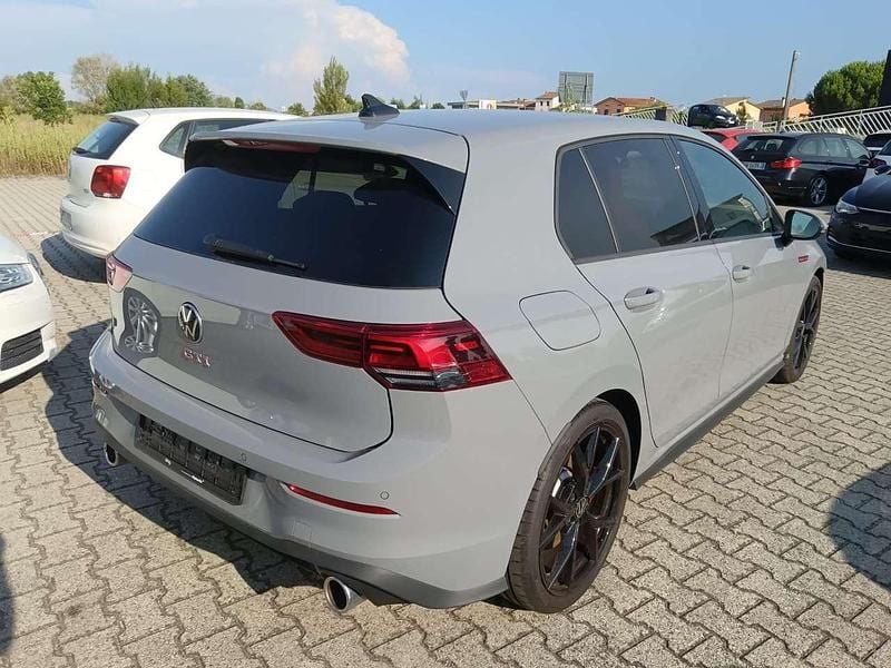 Usata VW Golf VIII GTI 245 CV (180 kW) 2022 Grigio Berlina