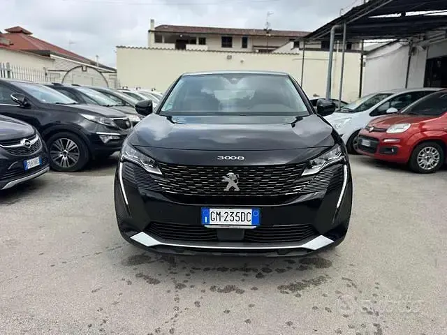 Usata Peugeot 3008 Allure 131 CV (96 kW) 2022 Nero SUV