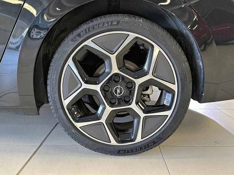 Usata Opel Astra Ultimate 131 CV (96 kW) 2024 Nero Station wagon