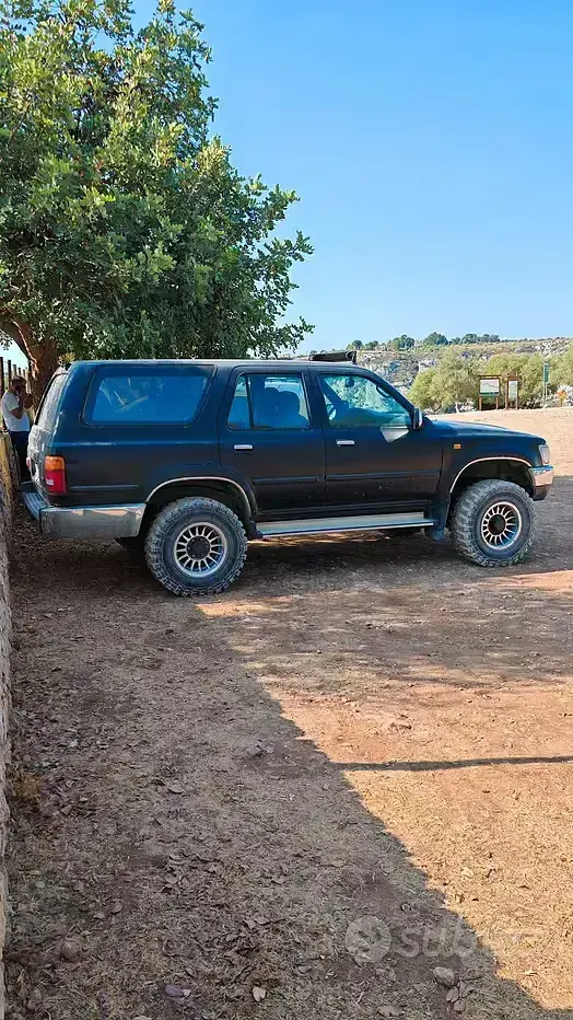 Usata Toyota 4 Runner 90 CV (66 kW) 1996 Nero SUV