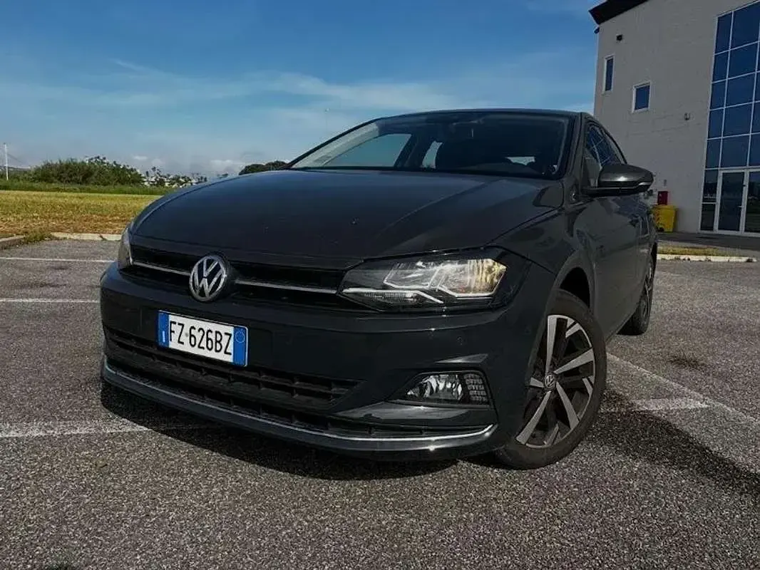 Usata VW Polo Highline 95 CV (69 kW) 2020 Grigio Utilitaria