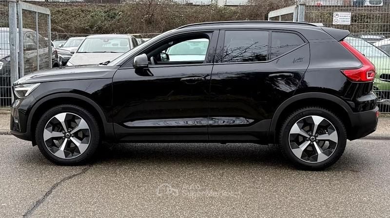 Usata Volvo XC40 Plus 129 CV (94 kW) 2023 Nero SUV
