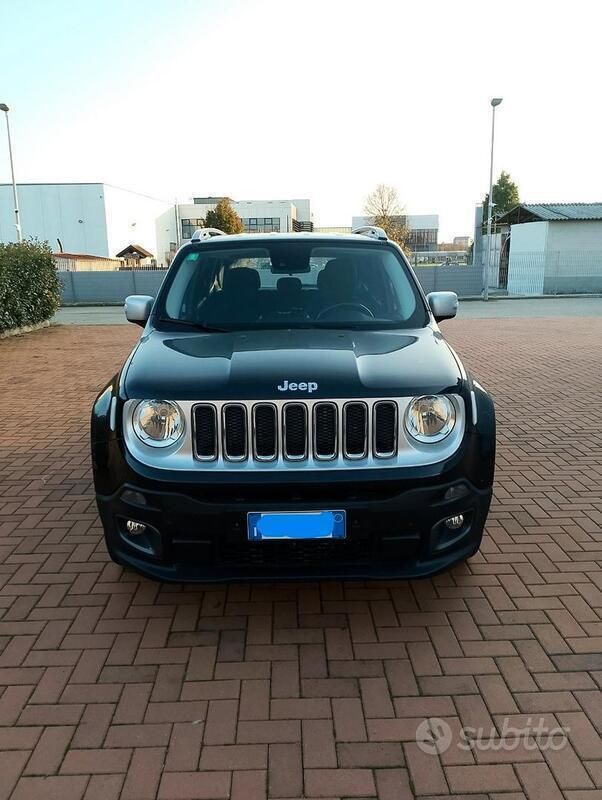 Usata Jeep Renegade Limited 140 CV (102 kW) 2015 Nero SUV