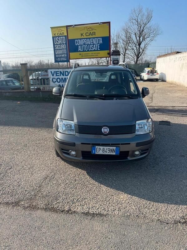Grigio Usata 2012 Fiat Panda Dynamic Due volumi | 3500 € (Super prezzo) - Immagine 1/4