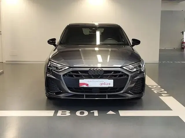 Usata Audi A3 Sportback S-Line 150 CV (110 kW) 2025 Other Utilitaria