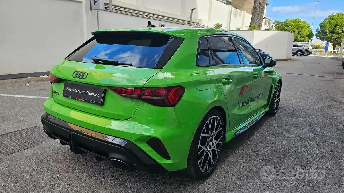 Usata Audi RS3 Comfort 400 CV (294 kW) 2025 Verde Berlina