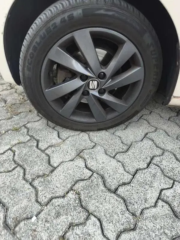 Usata Seat Mii Chic 75 CV (55 kW) 2014 Utilitaria