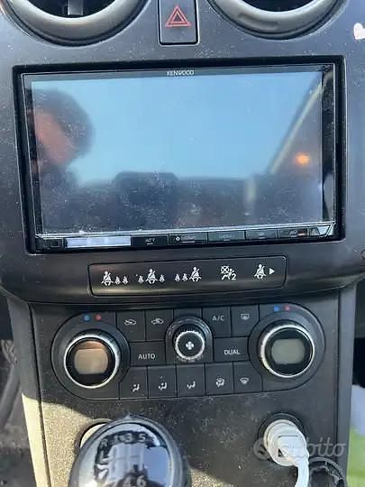 Usata Nissan Qashqai Tekna 150 CV (110 kW) 2007 Grigio SUV