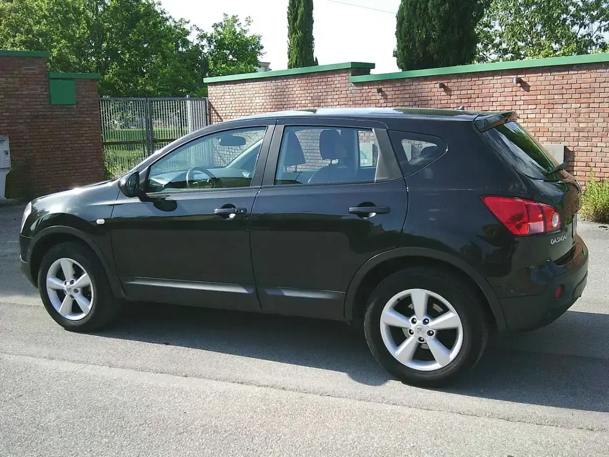 Usata Nissan Qashqai Acenta 141 CV (103 kW) 2007 Nero SUV