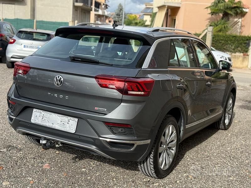Usata VW T-Roc Advance 150 CV (110 kW) 2019 Grigio SUV