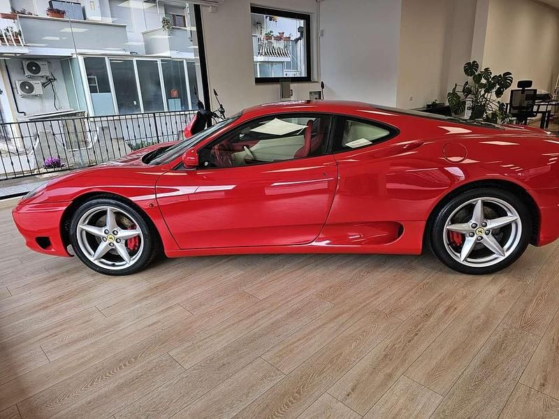 Usata Ferrari 360 400 CV (294 kW) 2000 Rosso Coupé