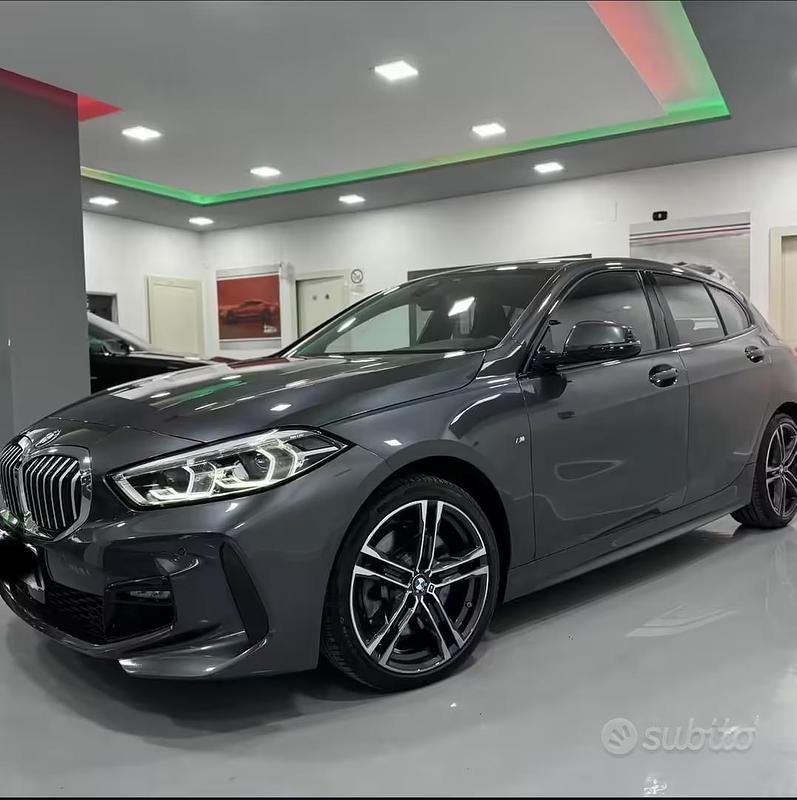 Usata BMW 120 Efficient Dynamics 190 CV (139 kW) 2020 Grigio Utilitaria