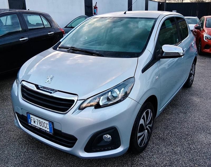 Usata Peugeot 108 72 CV (52 kW) 2019 Argento Berlina