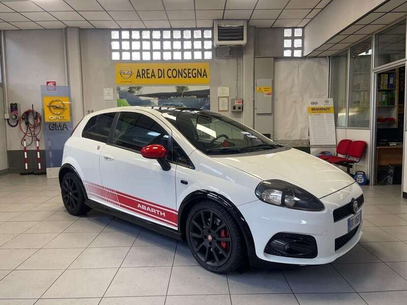 Usata Abarth Grande Punto 155 CV (114 kW) 2008 Bianco Utilitaria