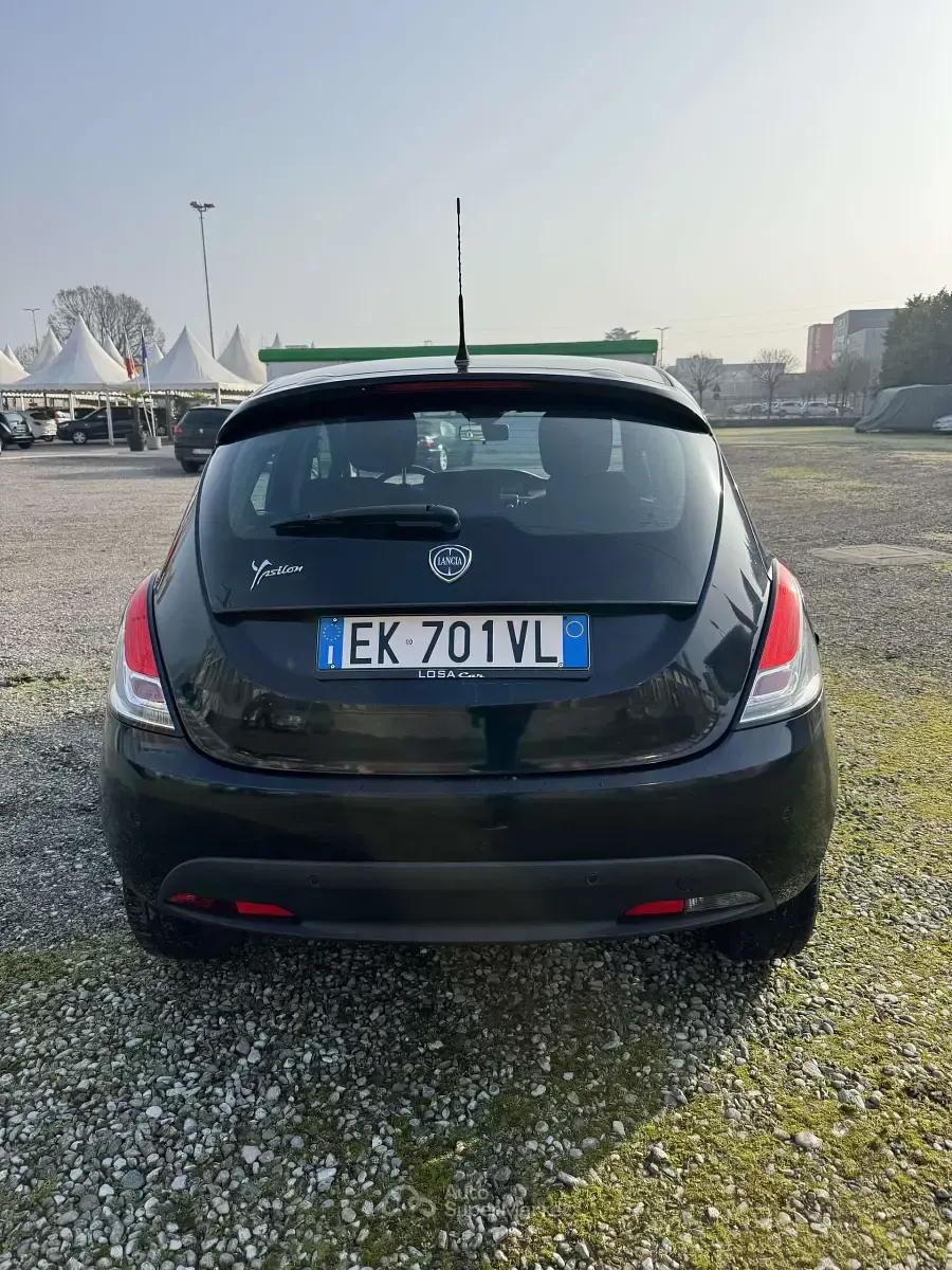 Usata Lancia Ypsilon Gold 86 CV (63 kW) 2011 Other Utilitaria