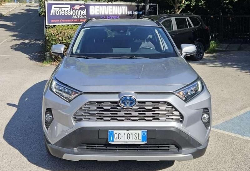 Argento Usata 2020 Toyota RAV4 Hybrid SUV | 26.000 € (Ottimo prezzo) - Immagine 1/4