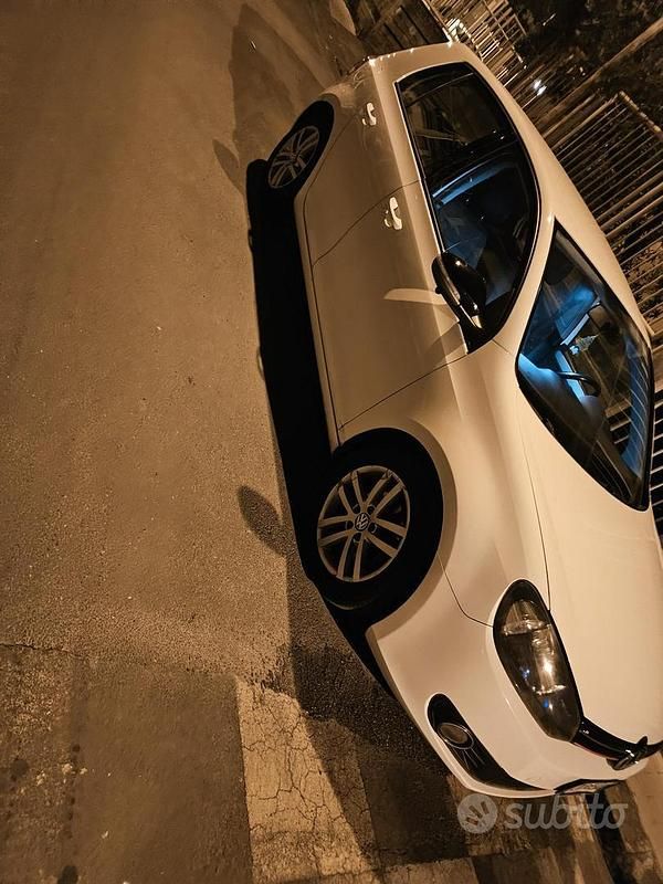 Usata VW Golf VI 140 CV (102 kW) 2009 Bianco Utilitaria