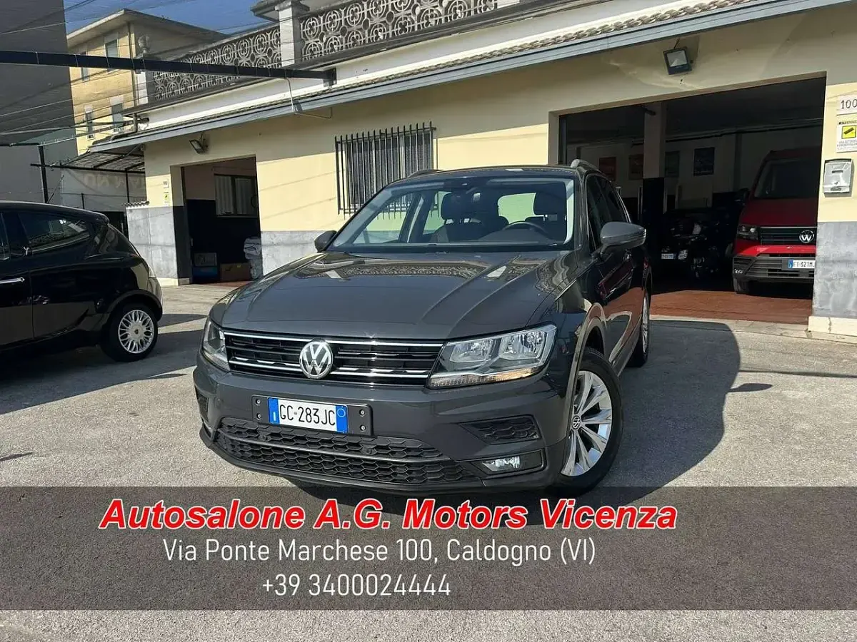 Usata VW Tiguan Business 131 CV (96 kW) 2020 Grigio SUV