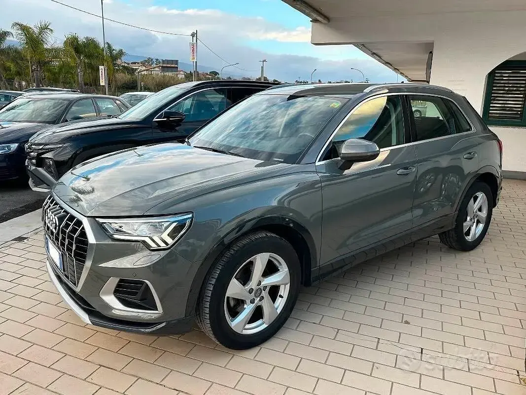 Usata Audi Q3 Advanced 150 CV (110 kW) 2020 Grigio SUV