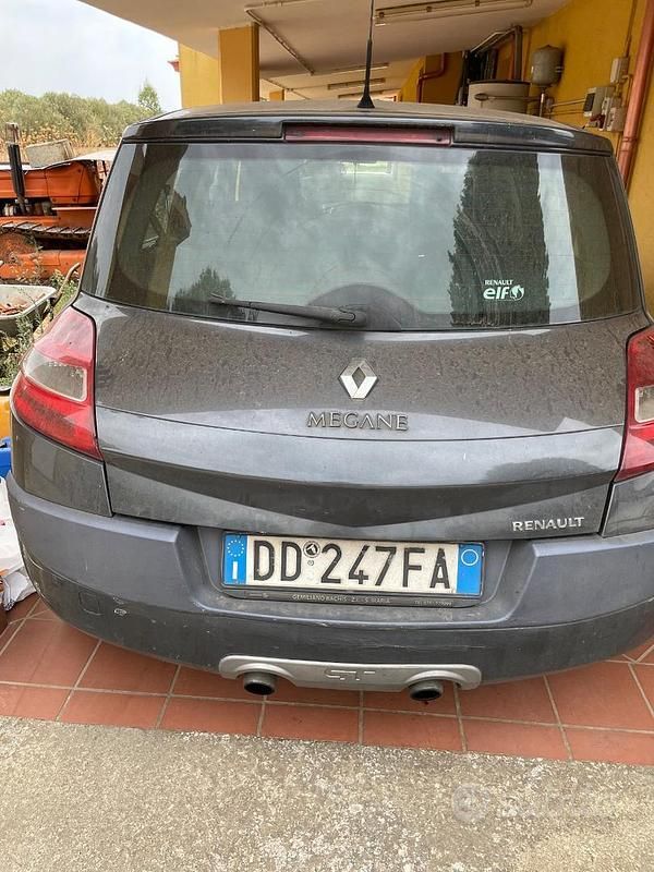 Usata Renault 19 90 CV (66 kW) 2007 Grigio Utilitaria