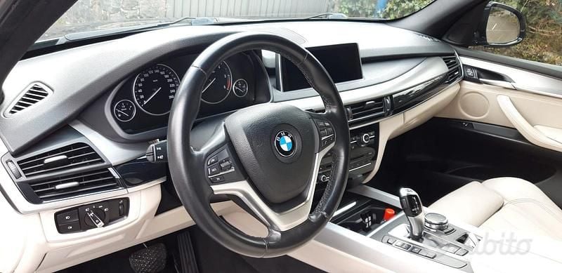 Usata BMW X5 249 CV (183 kW) 2015 Blu/azzurro SUV