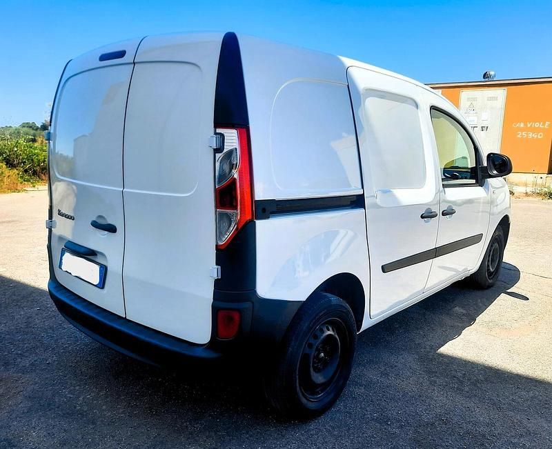 Usata Renault Kangoo 89 CV (65 kW) 2017 Bianco Monovolume