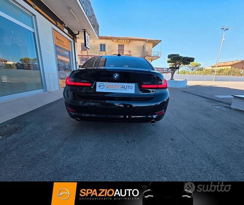 Usata BMW 320 Luxury Line 265 CV (194 kW) 2020 Nero Berlina