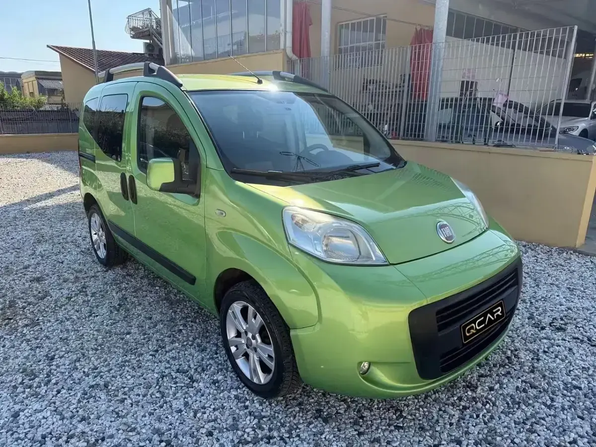 Usata Fiat Qubo Trekking 75 CV (55 kW) 2010 Verde Monovolume