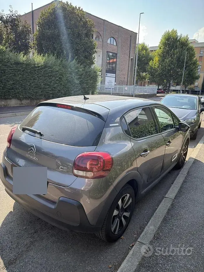 Usata Citroën C3 110 CV (80 kW) 2023 Grigio Utilitaria