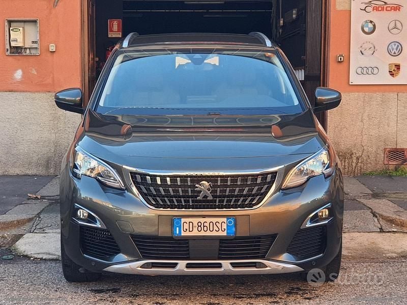 Usata Peugeot 3008 Allure 131 CV (96 kW) 2021 Nero SUV