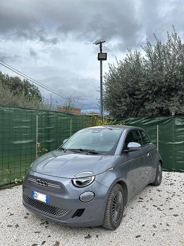 Usata Fiat 500e 42 kW (58 CV) 2020 Utilitaria