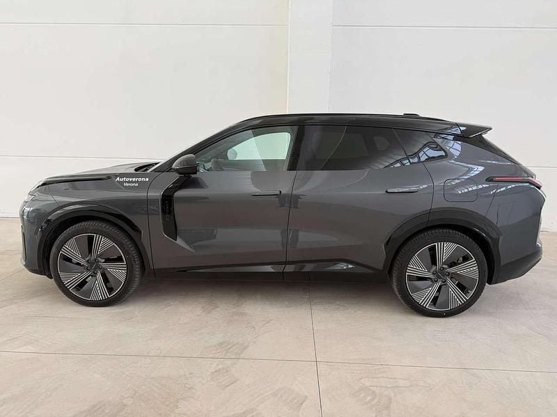 Usata Lynk & Co 08 139 CV (102 kW) 2025 Storm grey SUV