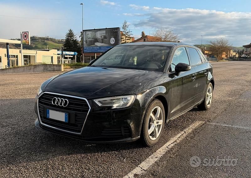 Usata Audi A3 116 CV (85 kW) 2017 Nero Berlina