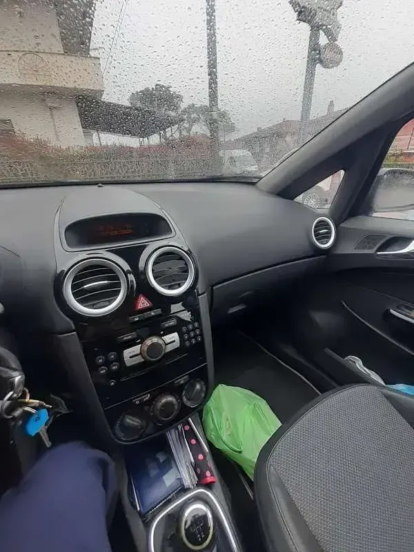 Usata Opel Corsa Cosmo 75 CV (55 kW) 2008 Utilitaria