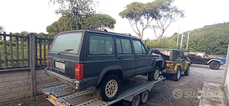 Usata Jeep Cherokee 116 CV (85 kW) 1995 Verde SUV